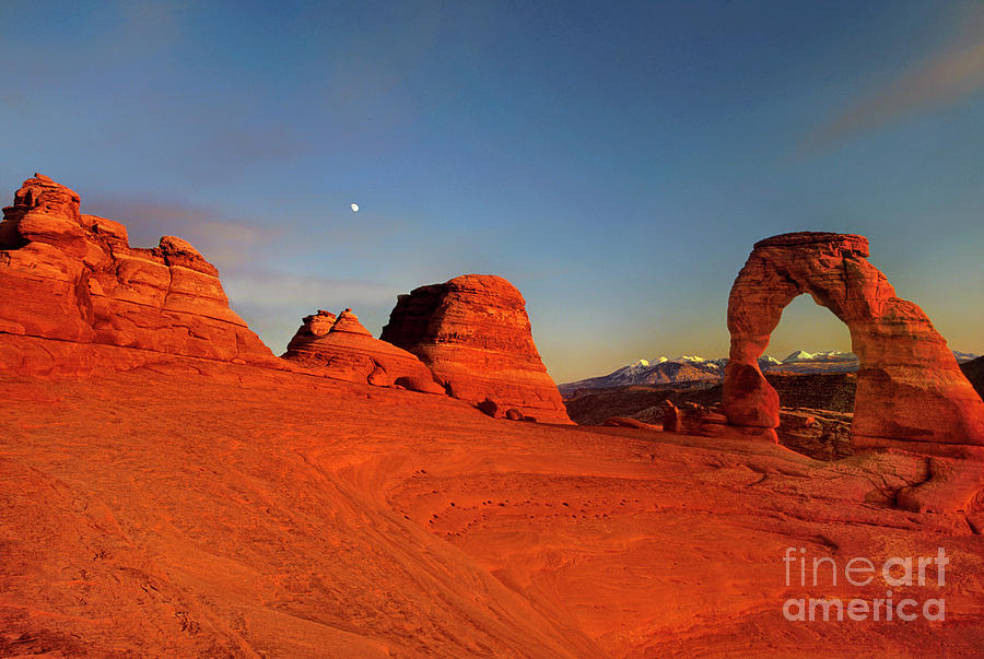 Delicate Arch Arches National Park Utah Photograph by Dave Welling