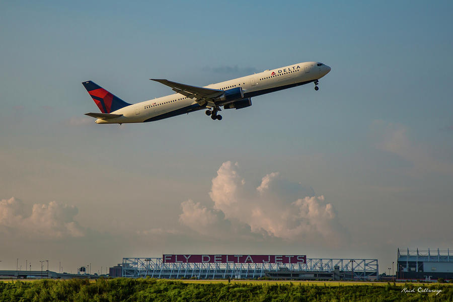 N839MH Delta Air Lines Boeing 767 Departing Hartsfield Jackson Atlanta International Airport Art Photograph by Reid Callaway