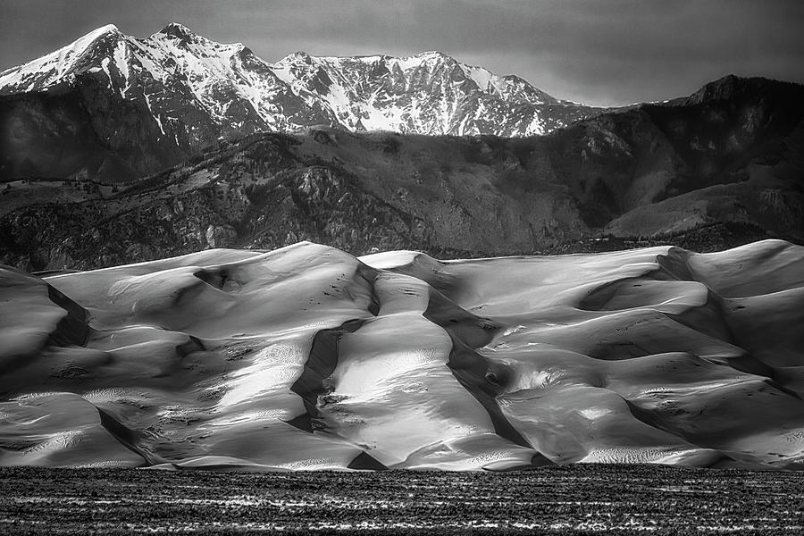 Desert Mountain Textures 9006bw Photograph by Karen Celella - Fine Art ...