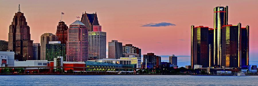 Detroit Photograph - Detroit Sunset and Panoramic View by Frozen in Time Fine Art Photography