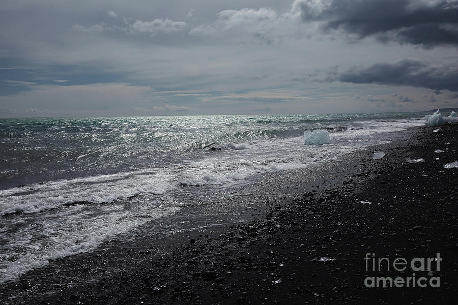 Black Sand Photograph - Diamond Beach2 by Eva Lechner