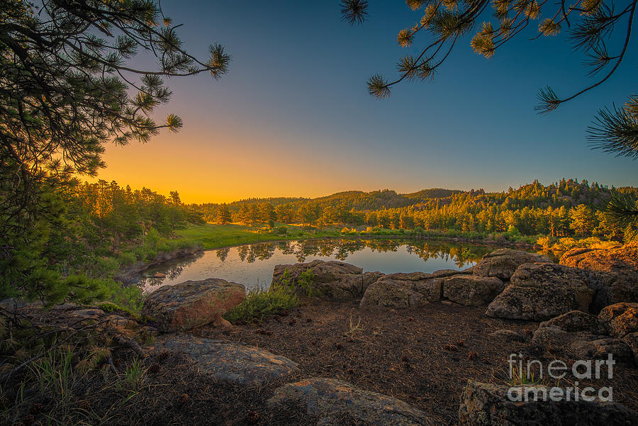 Diamond Lake Overlook at Sunrise Photograph by Christopher Thomas
