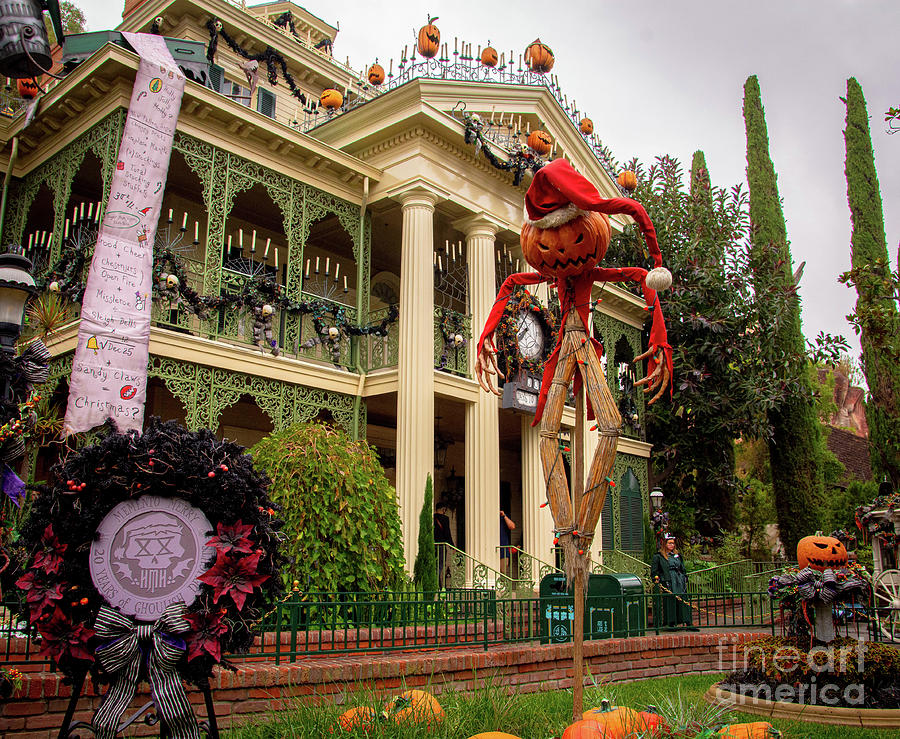 Disney Haunted Mansion at Christmas Photograph by Jennifer Craft | Fine ...