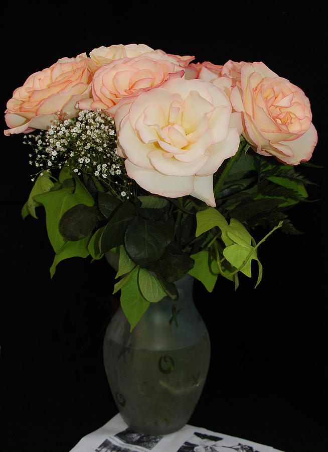Still Life Photograph - Dixies Roses by Suzanne Gaff