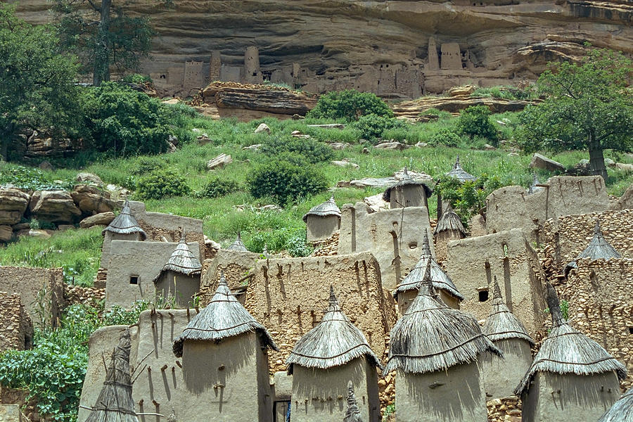 Dogon village in the Bandiagara Escarpment, Mopti region, Mali Photograph by Alf