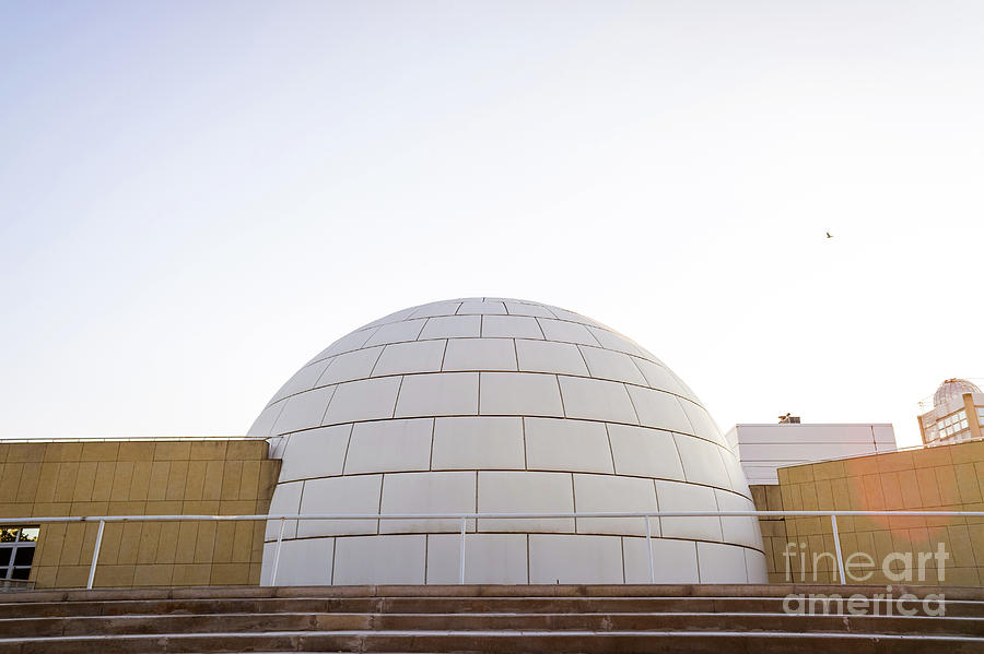 Dome of the planetarium of Madrid on an August sunset. Photograph by Joaquin Corbalan