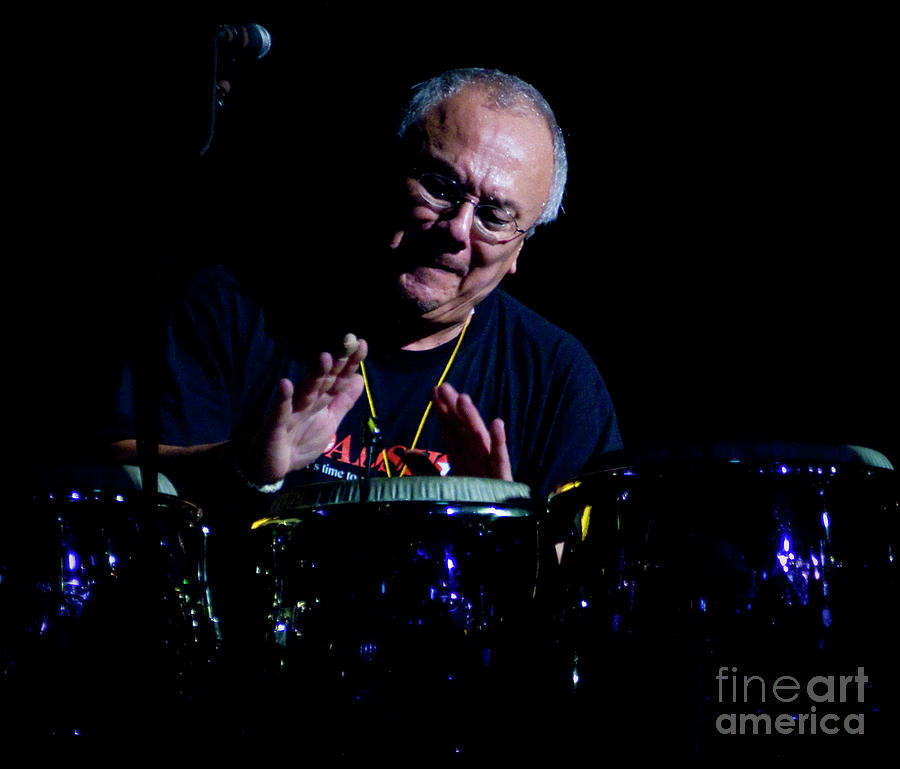 Domingo Ortiz with Widespread Panic Photograph by David Oppenheimer