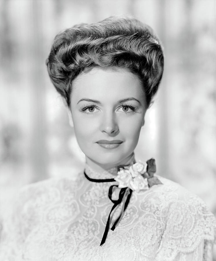 DONNA REED in THE PICTURE OF DORIAN GRAY -1945-, directed by ALBERT LEWIN. Photograph by Album