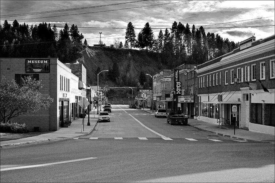 Downtown Bonners Ferry Photograph by Lee Santa - Fine Art America