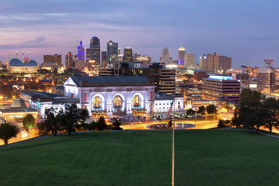 Downtown Kansas City Skyline at Dusk Photograph by Gregory Ballos ...