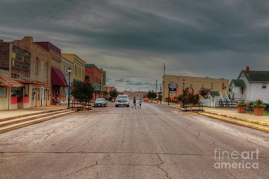 Downtown New Madrid Looking South Photograph by Larry Braun - Pixels