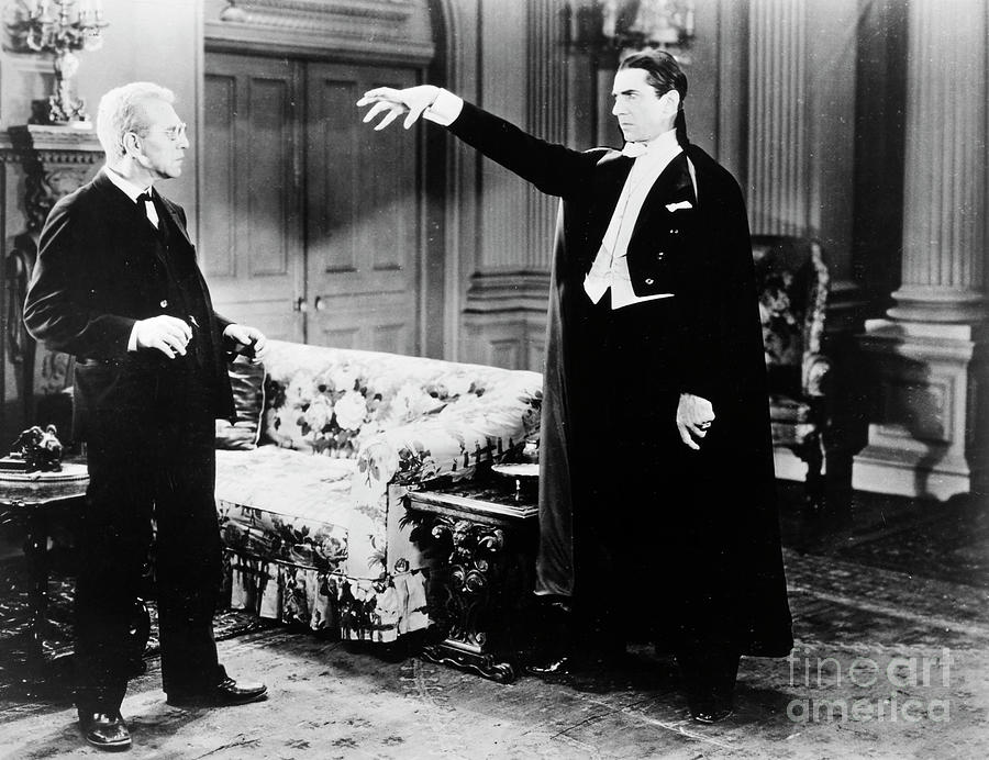 Dracula, 1931 Photograph by Tod Browning