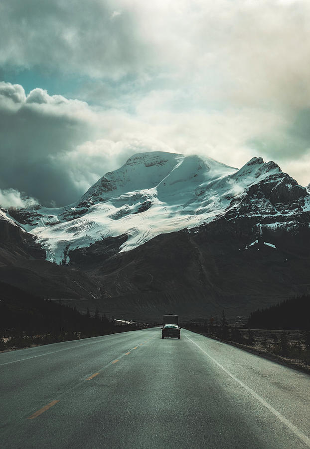 Driving The Icefields Parkway Photograph by Dan Sproul