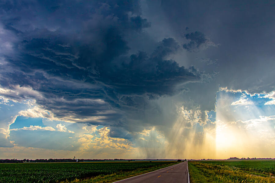 Dry High Based Nebraska Thunderstorm 005 Photograph by NebraskaSC