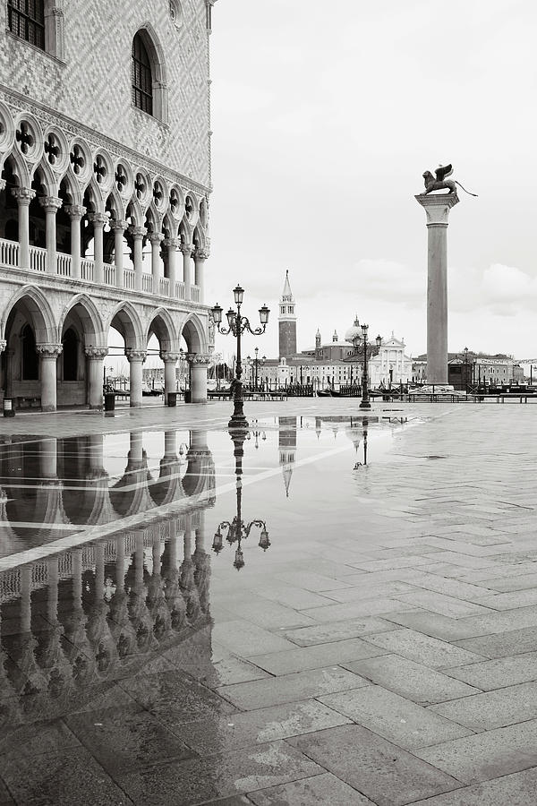 Dsc2377BWs - Doges palace, Venice Photograph by Marco Missiaja