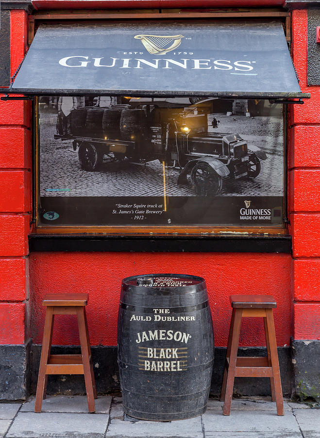 Dublin Guinness Pub Photograph by Georgia Fowler