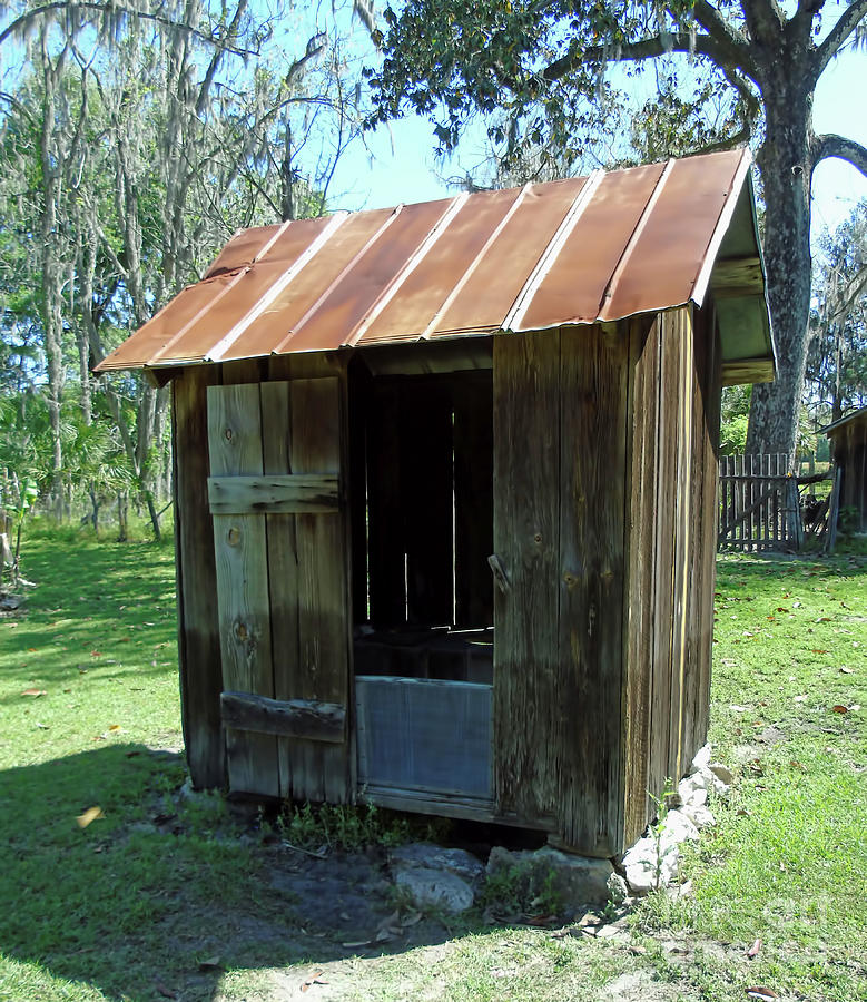 Dudley Farm Outhouse Photograph by D Hackett