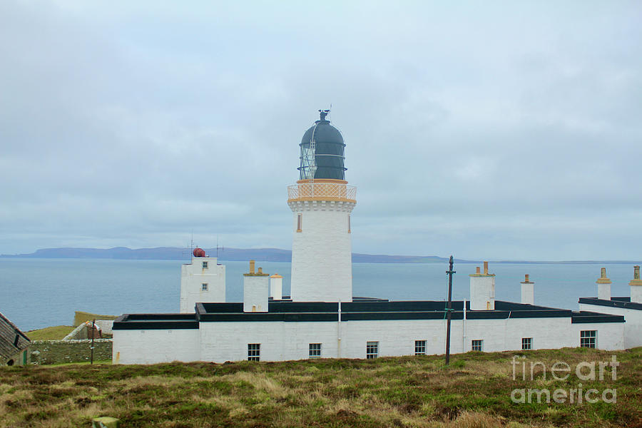 Dunnet Head Lighthouse Photograph by David Grant