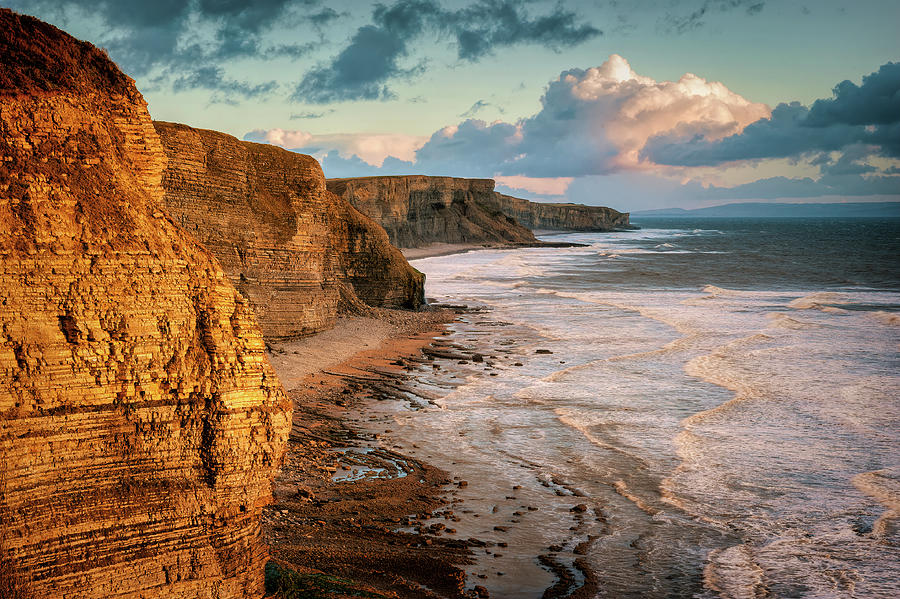 Dunraven Bay Photograph by Richard Downs