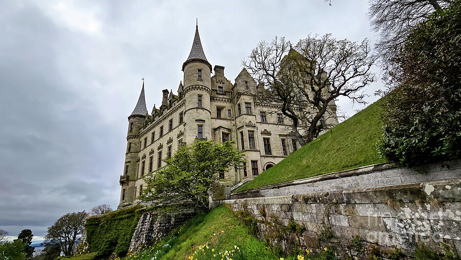 Dunrobin Castle - Sutherland, Highlands, Scotland Photograph by Jeff Saunders Dunrobin Castle - Sutherland, Highlands, Scotland Photograph by Jeff Saunders