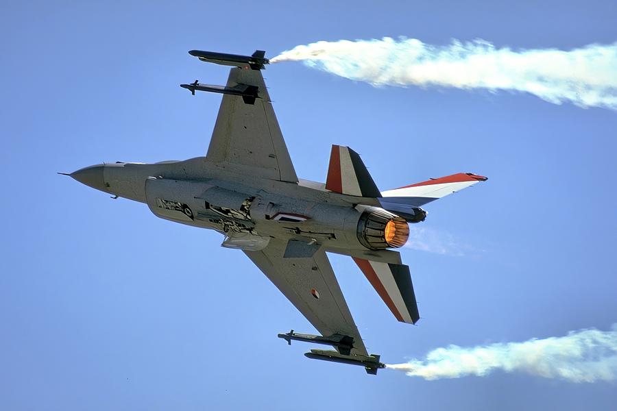 Dutch F-16A Fighting Falcon Photograph by Tim Beach
