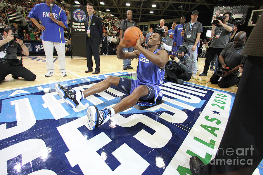 Dwight Howard Photograph by Nathaniel S. Butler