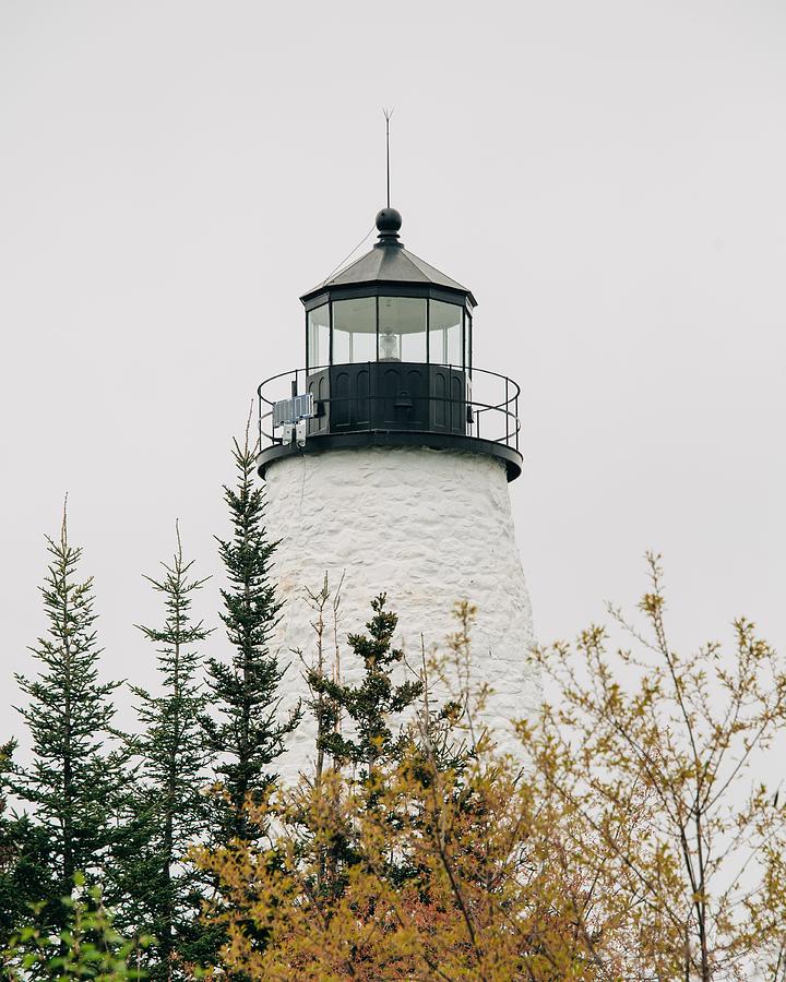 Dyce Head Lighthouse Photograph by Jon Bilous - Fine Art America