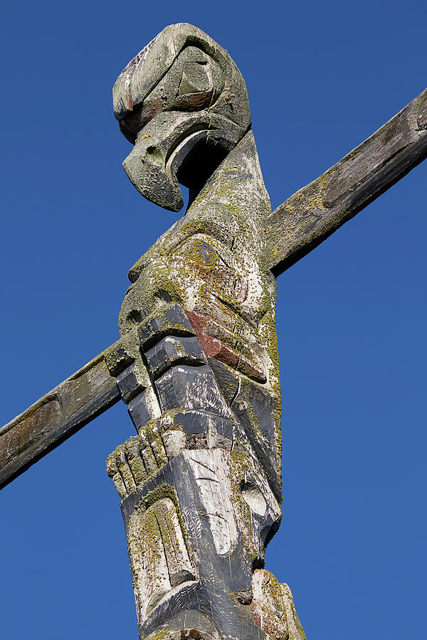 Eagle Totem Pole - Sechelt, British Columbia Photograph by Peggy Collins