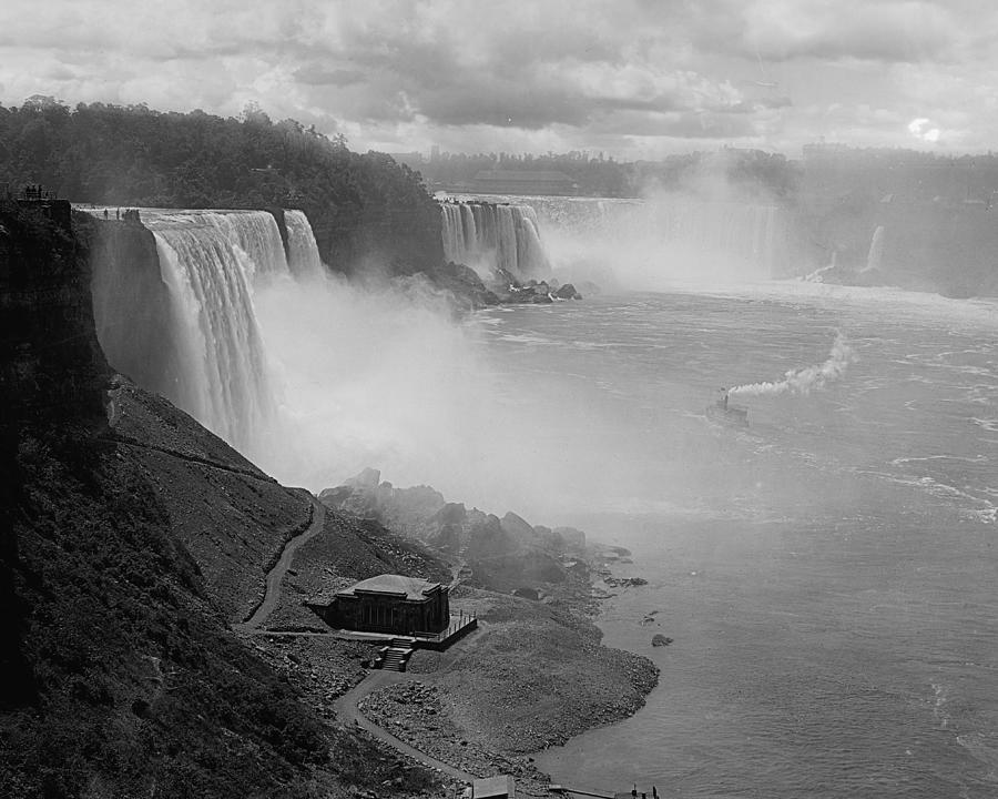 Early 1900's View of Niagara Falls, 1915, Boat Photograph by Visions ...