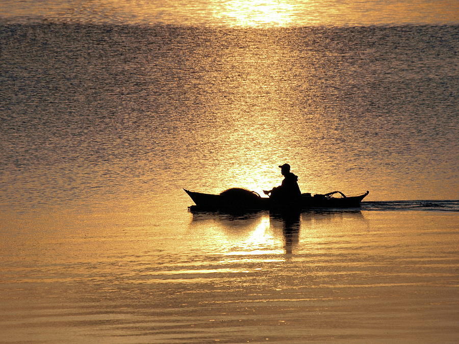 Early Morning Fisherman Photograph by David Desautel