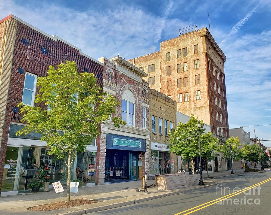 East Main Avenue Photograph by Dave Hall - Fine Art America