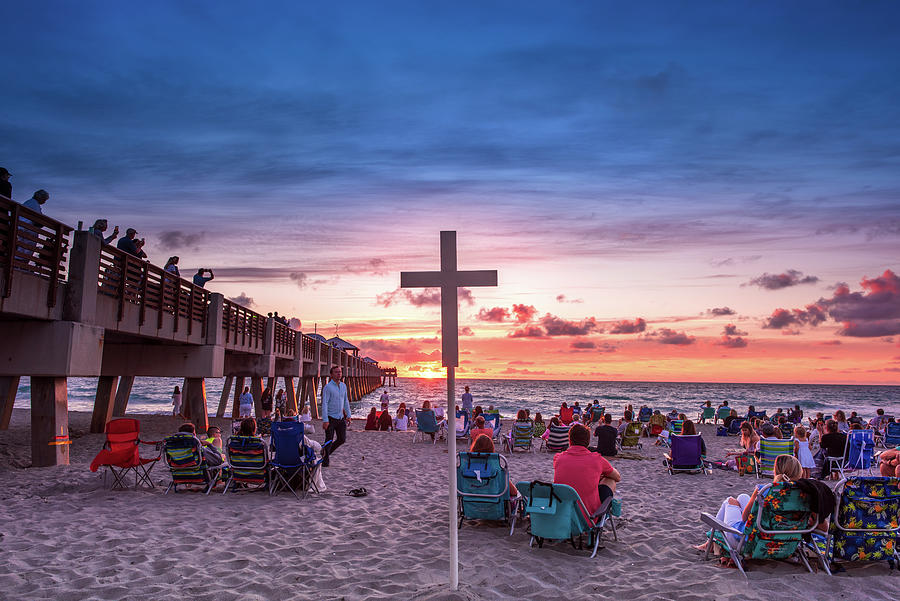 Easter Sunrise at Juno Pier Photograph by Laura Fasulo