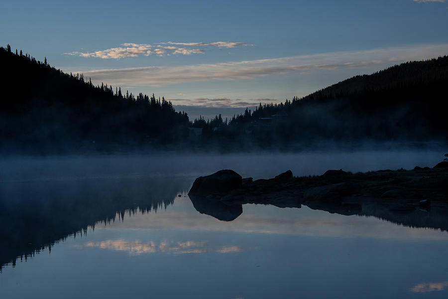 Echo Lake Sunrise Photograph by Cascade Colors