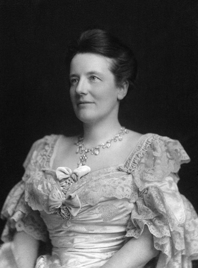 Edith Kermit Roosevelt Portrait - 1905 Photograph by War Is Hell Store