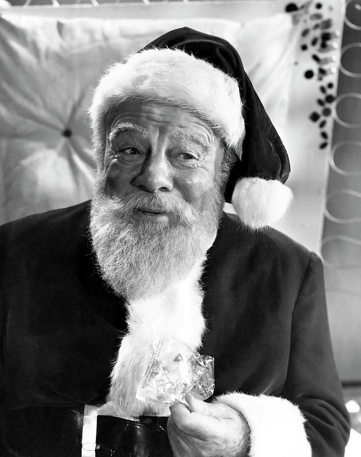 EDMUND GWENN in MIRACLE ON 34TH STREET -1947-, directed by GEORGE SEATON. Photograph by Album EDMUND GWENN in MIRACLE ON 34TH STREET -1947-, directed by GEORGE SEATON. Photograph by Album