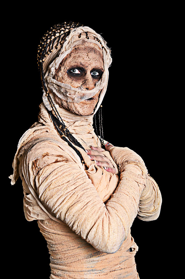 Egytian mummy with crossed arms. Photograph by ValaGrenier