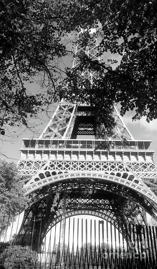 Eiffel Tower In Paris Waves Of The Past Photograph by Leonida Arte