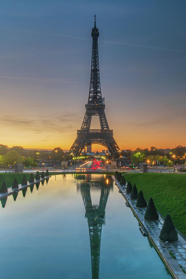 Eiffel Tower Reflection, Jardins du Trocadero, Paris Photograph by Adrian Hendroff