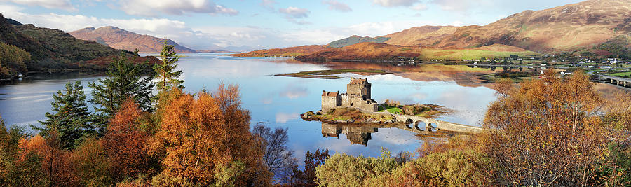 Eilean Donan Castle Panorama in Autumn Photograph by Grant Glendinning