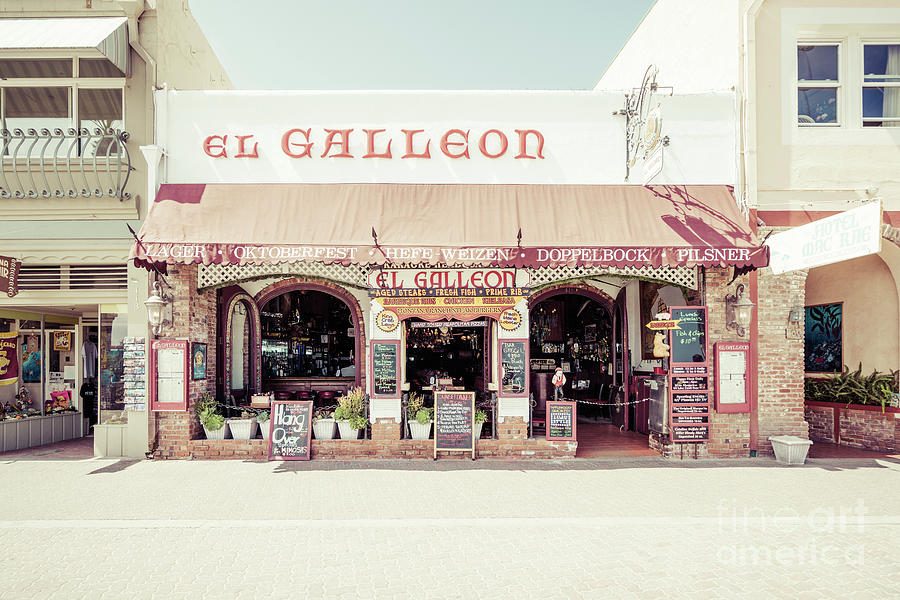 El Galleon Restaurant Catalina Island Photo Photograph by Paul Velgos