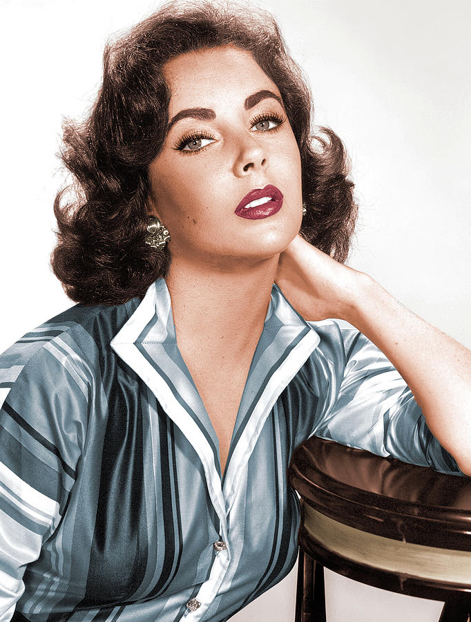 Elizabeth Taylor Photograph - Elizabeth Taylor colorized photo by Movie World Posters