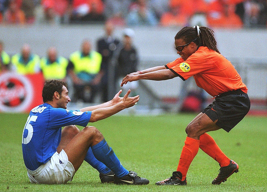 EM EURO 2000 ITA - HOL n.E. 3:1 Photograph by Lutz Bongarts