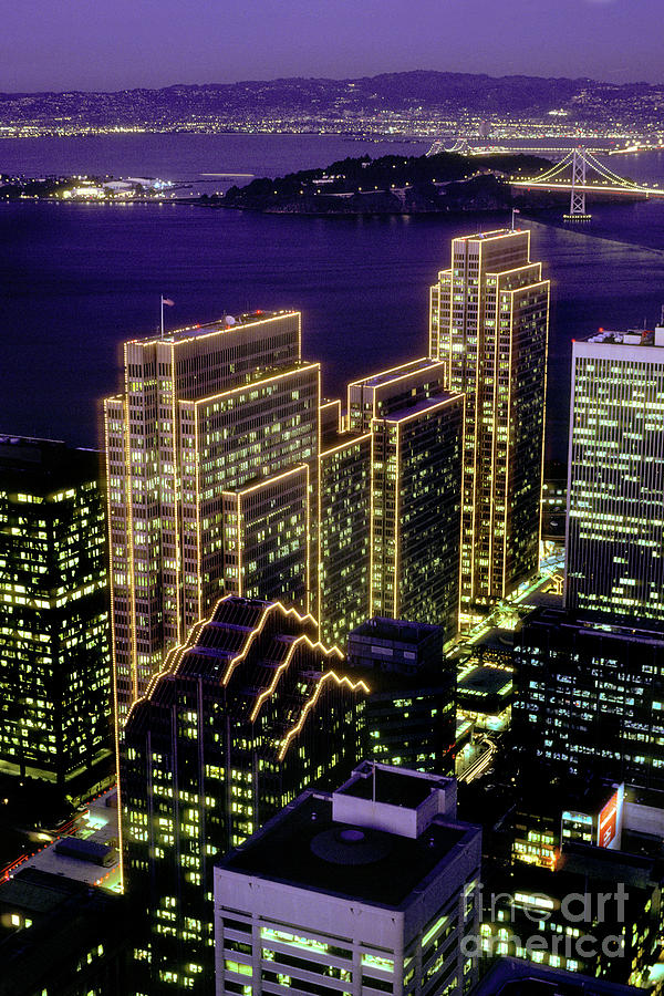 Embarcadero Center Lights During Christmas Photograph by Wernher Krutein