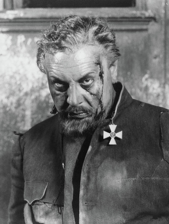 EMIL JANNINGS in THE LAST COMMAND -1928-, directed by JOSEF VON STERNBERG. Photograph by Album