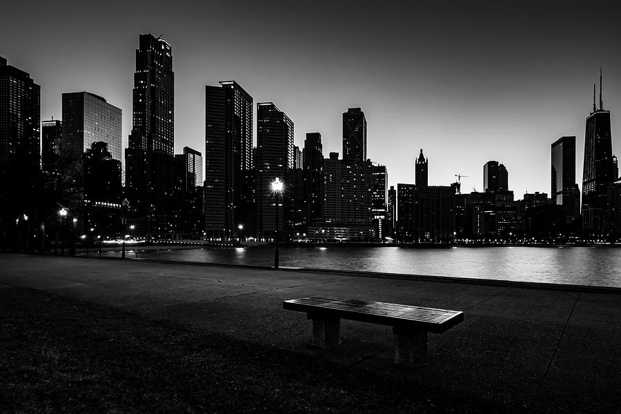 Empty bench in Chicagos Olive Park.   Photograph by Sven Brogren