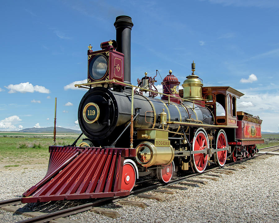 Engine 119 Photograph by Trenton Hill - Fine Art America