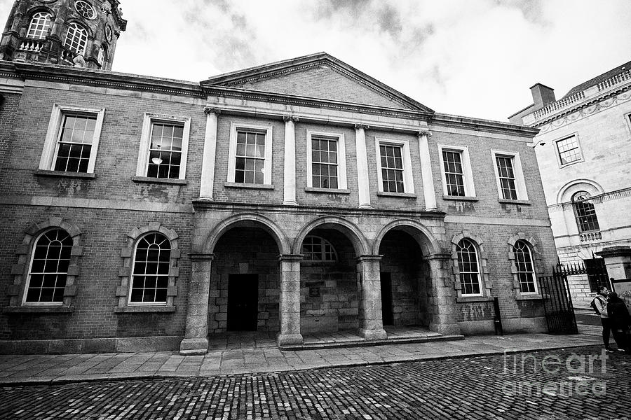 Entrance Guard House Side Of Bedford Hall At The Entrance To Dublin ...