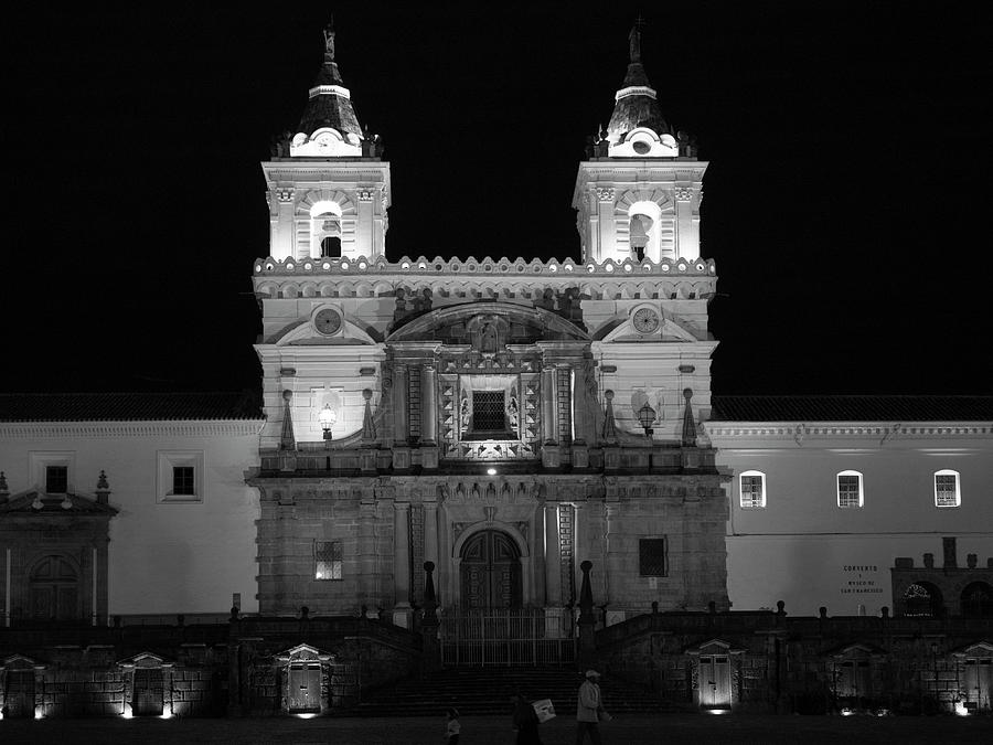 Entrance to Convento de San Francisco