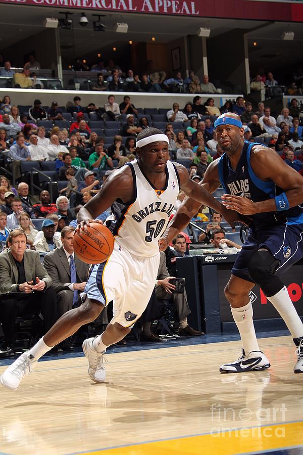 The shoes of Zach Randolph of the Memphis Grizzlies during the game News  Photo - Getty Images
