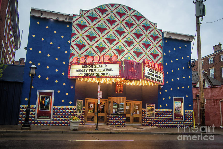 Esquire Theatre - Clifton Gaslight District - Cincinnati - Ohio Photograph by Gary Whitton